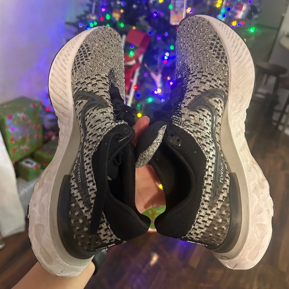 Nike Infinity React Flyknit 3 Black Grey Fog - Picture 6 of 9